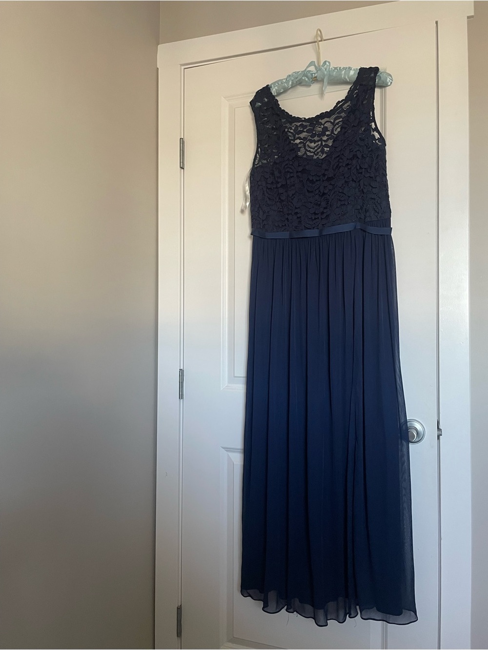 david’s bridal dark blue gown🫶